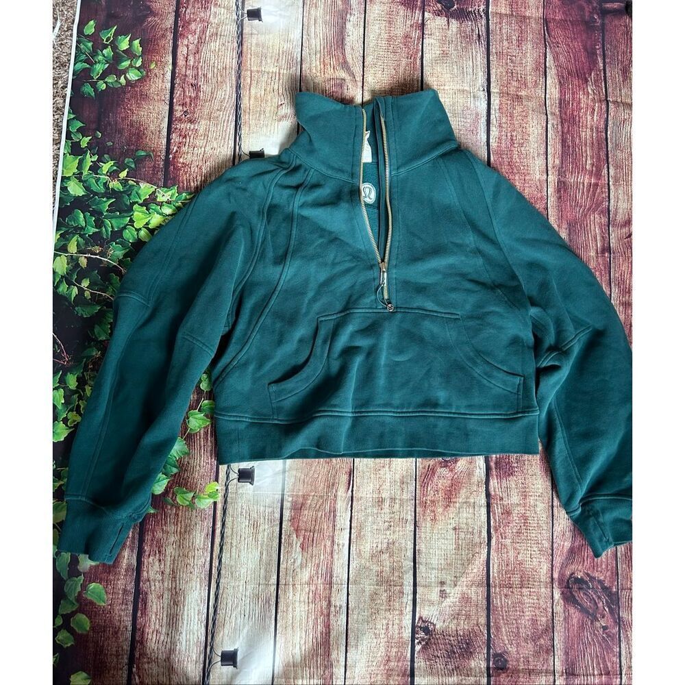 Lululemon Scuba Half Zip Green Size XS/S